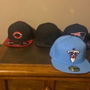 7 3/8 fitted new era hats for sale gently worn, 45$ plus new